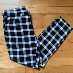 Gap Black and White Checkered Crop Dress Pants - Size 2 Petite
